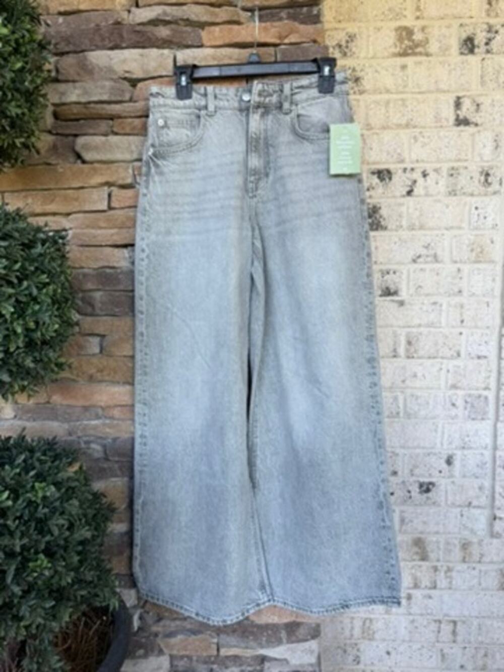 H&M Wide Leg High Waist Full Length Jeans NWT Women's US 4 Gray Denim